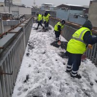 Kar yayalara da engel değil 
