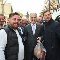 Güzelyalı’da yüzler gülüyor 