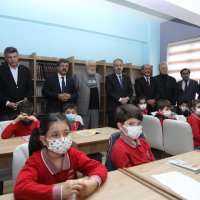 Bursa kütüphanelerle donatılıyor 