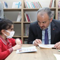 Bursa kütüphanelerle donatılıyor 