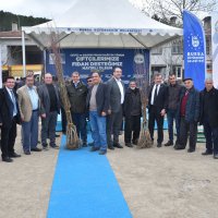 Kelesli üreticiye meyve fidanı ve yem tohumu desteği 