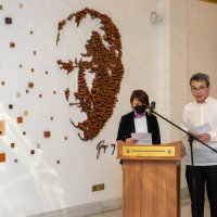 'Gülümseyin Philippines' sergisi Bursa’da açıldı 