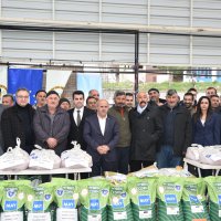 Büyükorhanlı çiftçiye fidan ve tohum desteği 