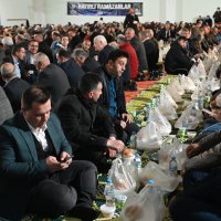 İftar sofraları Balkanlar’da kuruldu 