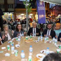 Yenişehirliler iftarda buluştu 