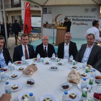 İftar sofraları İznik’te kuruldu 