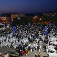 İftar sofraları İznik’te kuruldu 