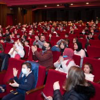 Çocuklara bayram hediyesi tiyatro 