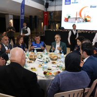 Büyükşehir ailesi iftarda bayramlaştı 