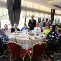 Başkan Aktaş, annelerle buluştu 