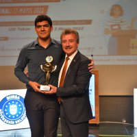 Münazara turnuvasının galibi: Mimoza 