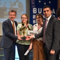 Münazara turnuvasının galibi: Mimoza 