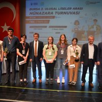 Münazara turnuvasının galibi: Mimoza 