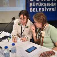 Münazara turnuvasının galibi: Mimoza 