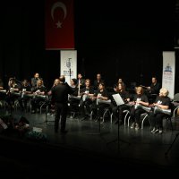 Muhtarların  ‘müzik’ aşkı 