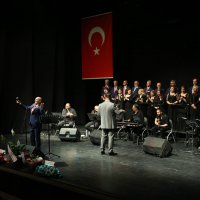 Muhtarların  ‘müzik’ aşkı 