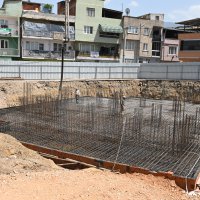 Altıkurnalar Camii için ilk harç  