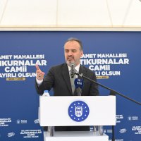 Altıkurnalar Camii için ilk harç  