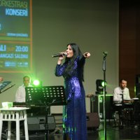 Tuğçe Tayfur, Bursalılarla buluştu 