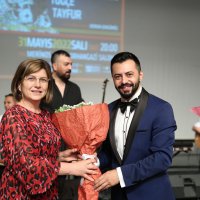 Tuğçe Tayfur, Bursalılarla buluştu 