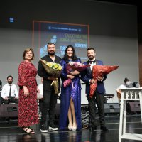 Tuğçe Tayfur, Bursalılarla buluştu 