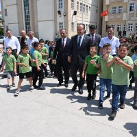Minikler toprakla buluştu  