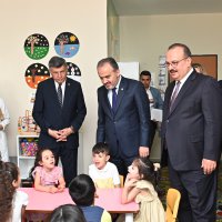 Ana Kucağı’nda karne sevinci 