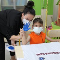 Kahraman babalara duygulandıran hediye 