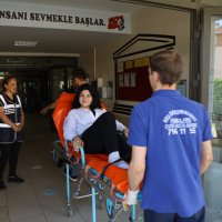 Üniversite yolunda ilk adımı ambulansla attı 