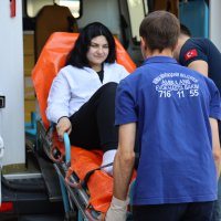 Üniversite yolunda ilk adımı ambulansla attı 