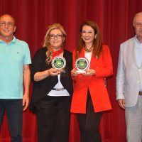 Engelli solistler gönüllerde taht kurdu 