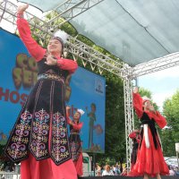 Türk dünyası çocukları şenlikte buluştu 