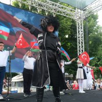 Türk dünyası çocukları şenlikte buluştu 