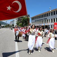 ‘Altın Karagöz’le Bursa'dan dünyaya barış mesajı 