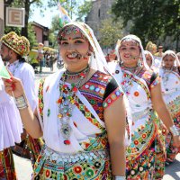 ‘Altın Karagöz’le Bursa'dan dünyaya barış mesajı 