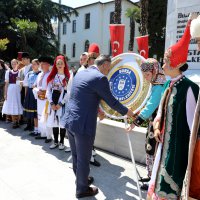 ‘Altın Karagöz’le Bursa'dan dünyaya barış mesajı 