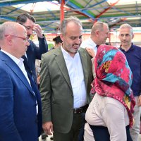 Bayram öncesi vatandaşa Başkan Aktaş morali  