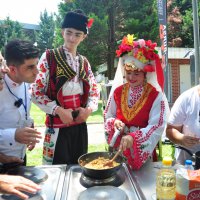Dansçılar sahnede değil mutfakta yarıştı 