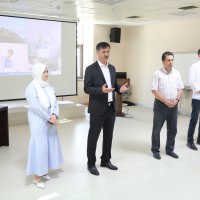 Stajyerler oryantasyon eğitiminde 