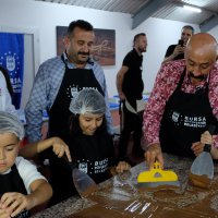 Küçük çikolata şefleriyle ‘en tatlı atölye’ 