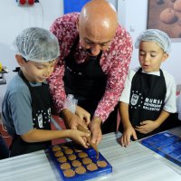 Küçük çikolata şefleriyle ‘en tatlı atölye’ 