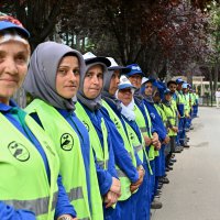 Başkan Aktaş, Bursa'yı yeşillendiren ekiple bayramlaştı 
