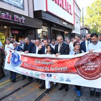 Ata sporları kortej yürüyüşüyle başladı 