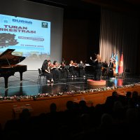 Turan Orkestrası ile Türk dünyası ezgileri 
