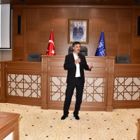 Stajyerler oryantasyon eğitiminde 