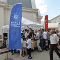 Büyükşehir’den 10 bin kişiye aşure ikramı 