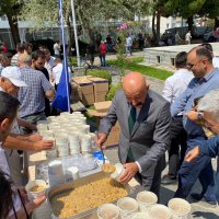 Büyükşehir’den 10 bin kişiye aşure ikramı 