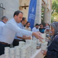 Büyükşehir’den 10 bin kişiye aşure ikramı 