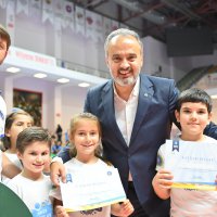 Yaz spor okullarına renkli veda 