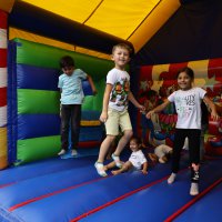 Bir tır dolusu oyun Orhaneli’nde 